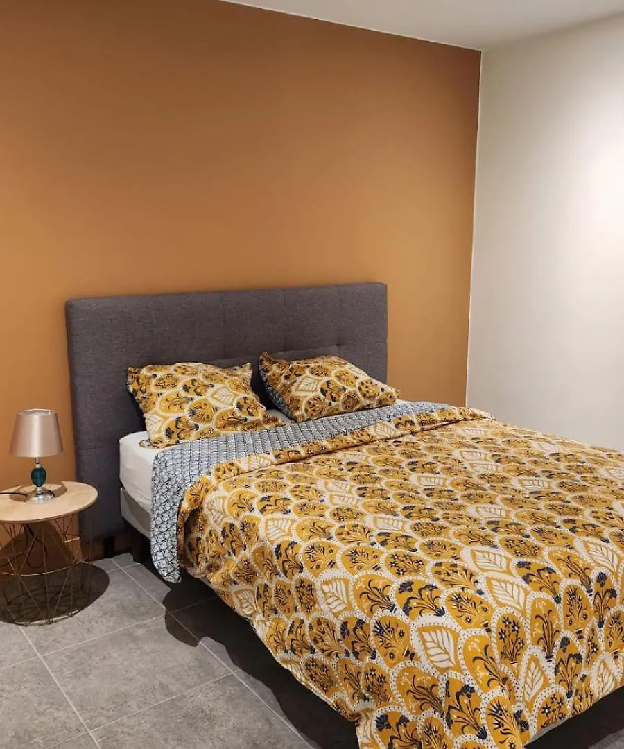 Longsap, Paisible Appartement Seysses 아파트